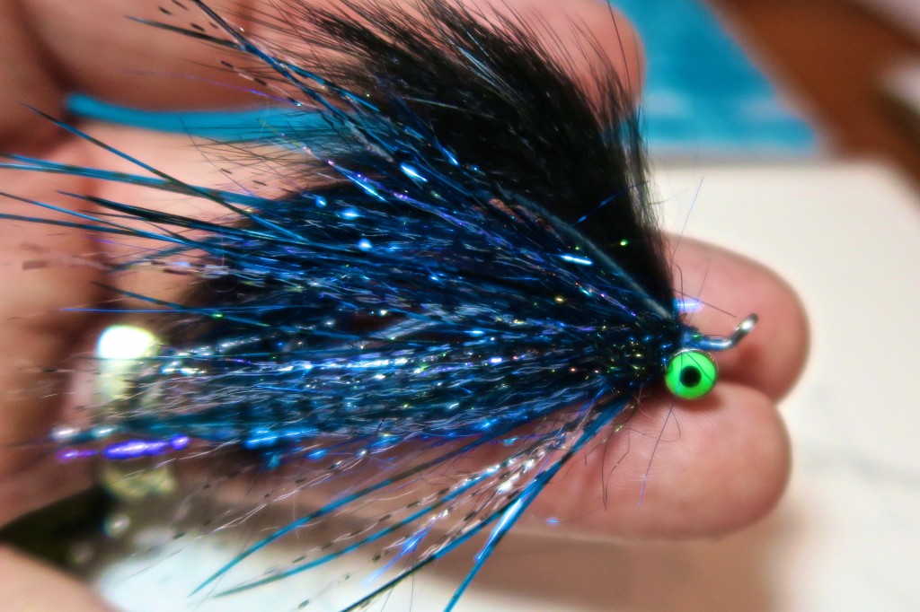 This fly features Tungsten Predator eyes and black topping.